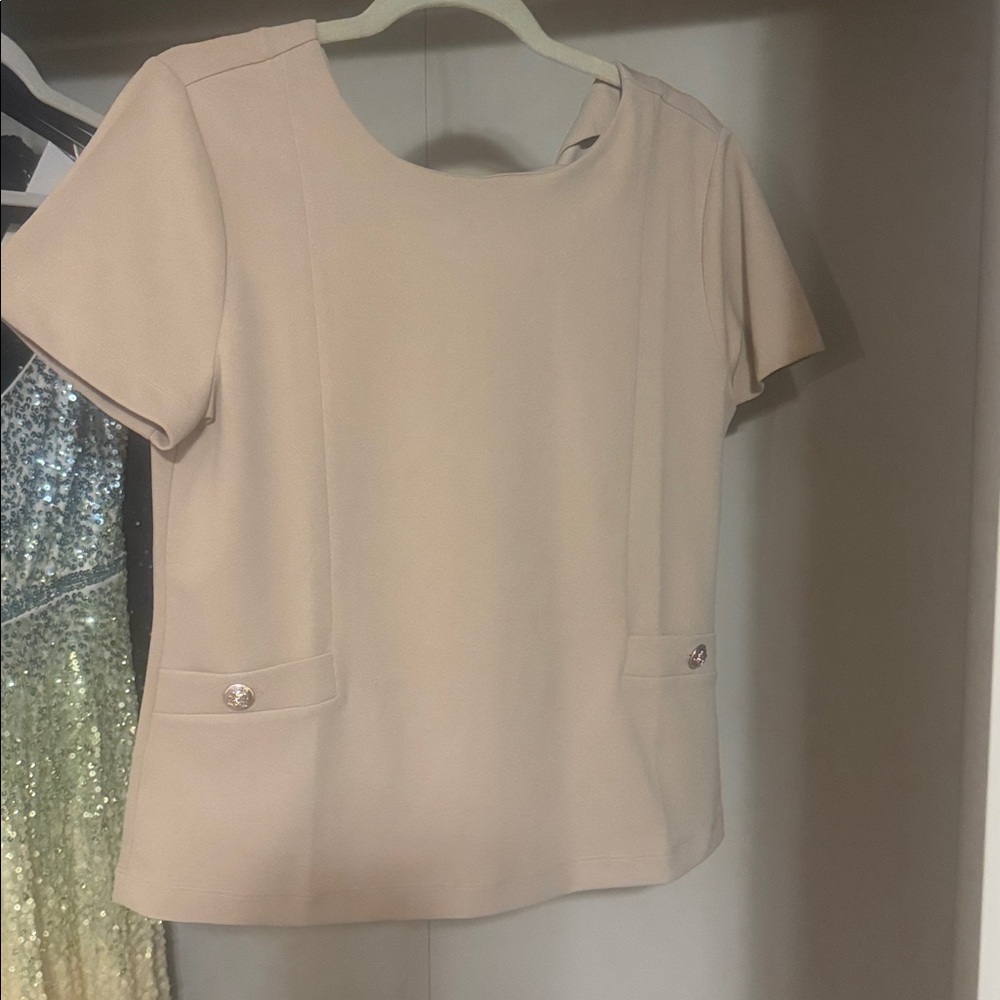 Ann Taylor Cream Short Sleeve Top with button detail